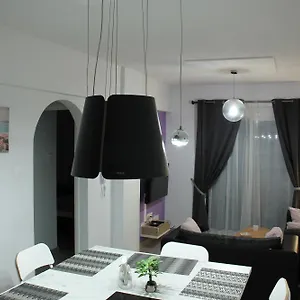 https://beautiful-apartment-near-beach-in-larnaca.hotelsatayianapa.com